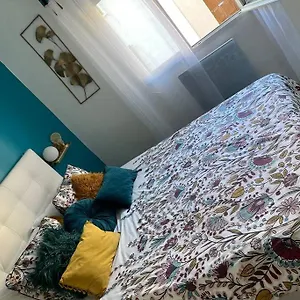 Appartement Petit appartement de 50 m2 entièrement rénové Avignon